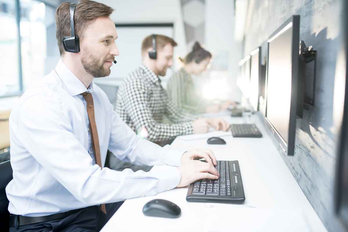 Customer Service with Servicetonic Help Desk Software